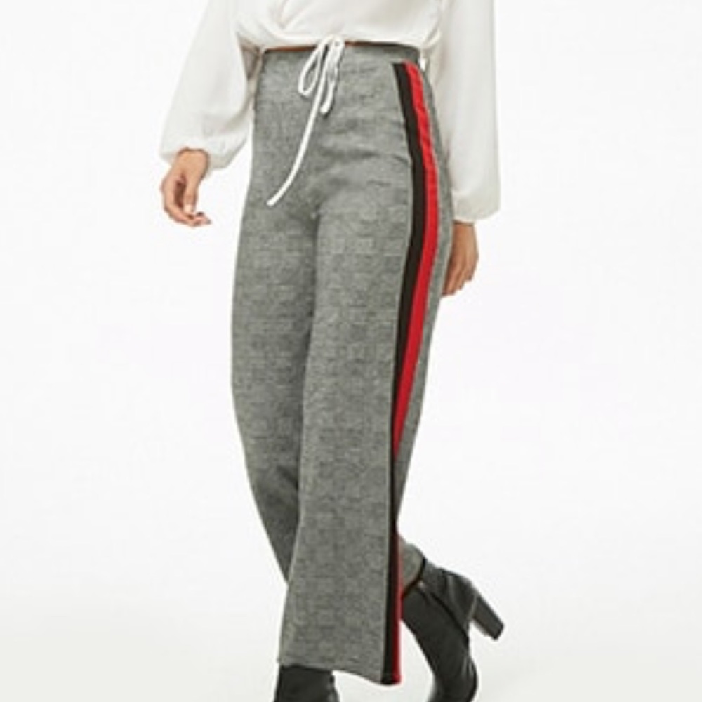 High waisted pants!